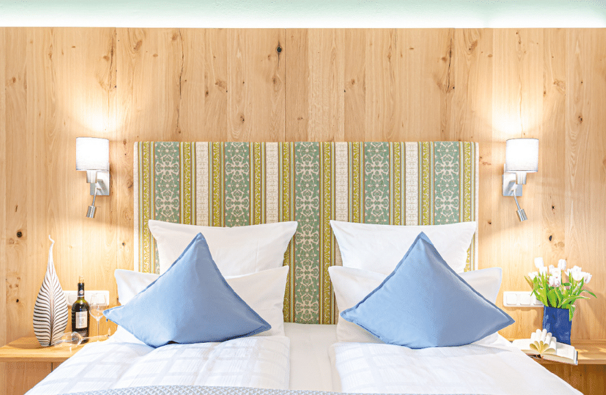 Juniorsuite Deluxe im Glashotel Bild vom Bett