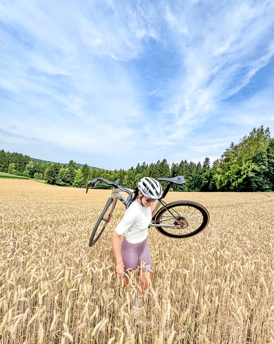 Bild Fahrradfahren im Glashotel